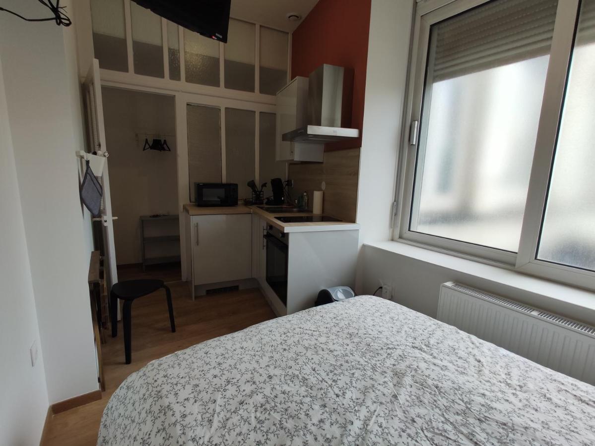 Residence Jehan Froissart Валенсиен Екстериор снимка