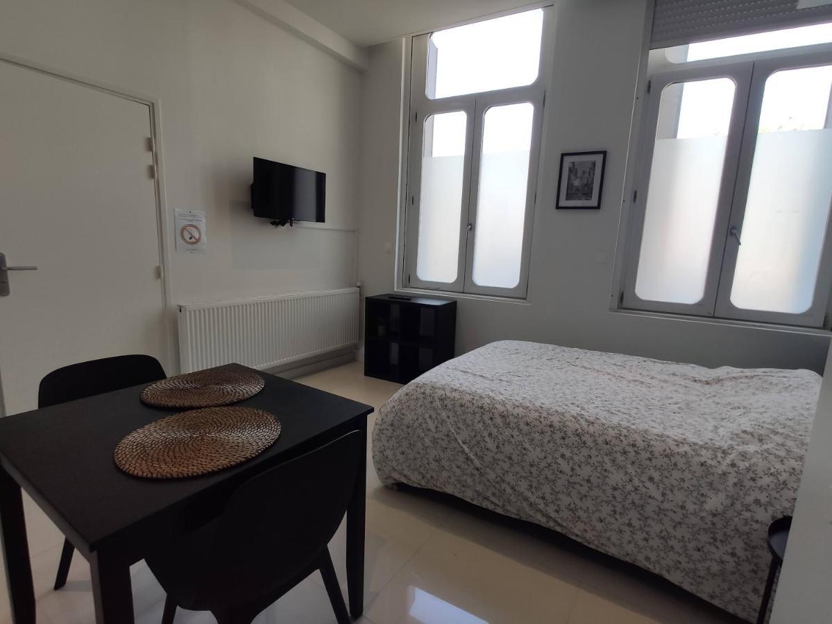Residence Jehan Froissart Валенсиен Екстериор снимка